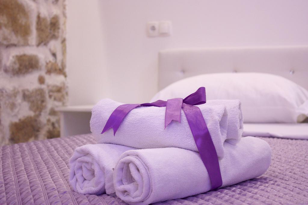 Medulic Palace Rooms & Apartments ชิเบนิก ห้อง รูปภาพ